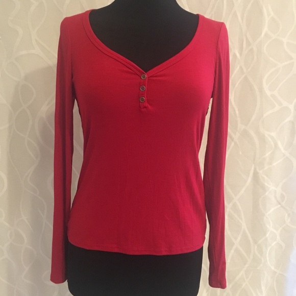 PST Red Thermal tee top shirt blouse NWT - Picture 2 of 3